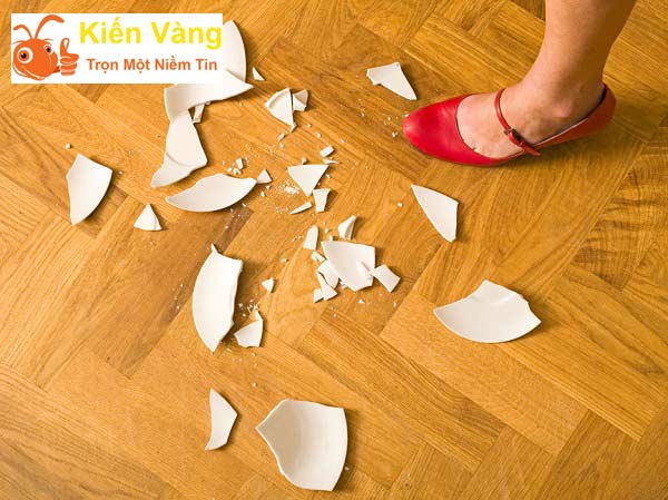 Kiêng cự việc làm vỡ vật dụng, đồ dùng