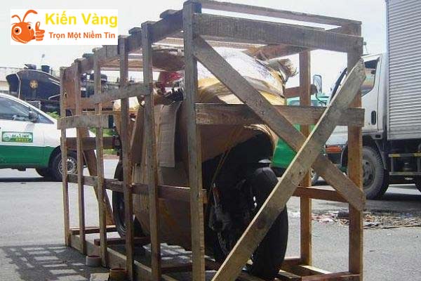 Đóng gói và vận chuyển mô tô & xe máy